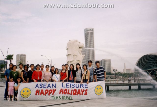 PHOTO2 Medan Tour - Travel Medan | Tour Medan Terbaik - Paket Wisata Korea China Israel Danau Toba Berastagi - Happy Holidays Medan